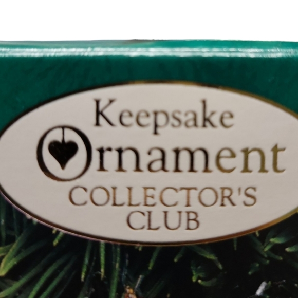 Vintage 1996 Hallmark Keepsake Ornament Collectors Club Santa 5"T - Picture 3 of 5